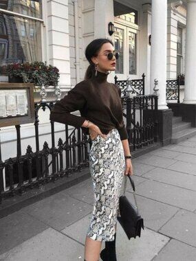 H&M Brown Snakeskin Pattern Midi Skirt Size 4